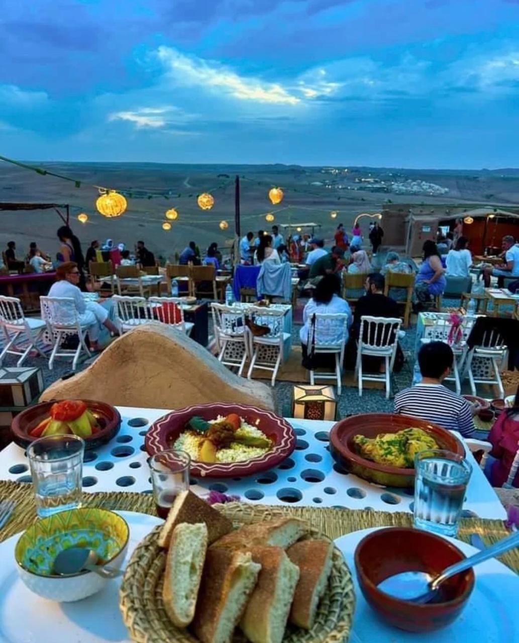 Dinner Shows